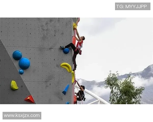 北京极限运动队在攀岩联赛中的默契配合与精彩表现分析